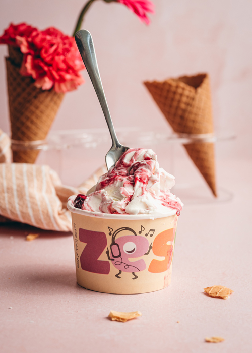 https://zest.rs/wp-content/uploads/2024/06/ukusi-mlecni-2-jogurt-amarena.jpg
